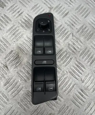 Volkswagen Tiguan Electric window control switch 1K4959857B