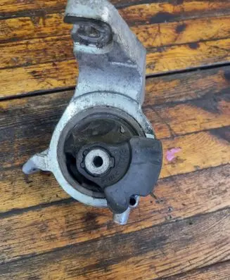 Honda Insight Engine mount vacuum valve 10062