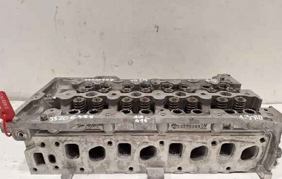 Opel Meriva B Engine head 55206388