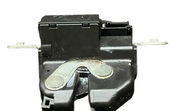 Fiat 500 Tailgate/trunk/boot lock/catch/latch 55701971