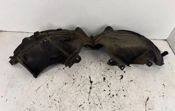 Dodge Hornet Rear arch fender liner splash guards 68724351AA 68610654AA