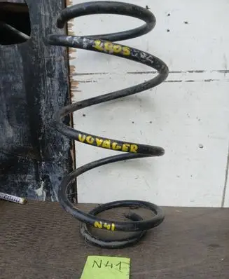 Chrysler Grand Voyager IV Rear coil spring