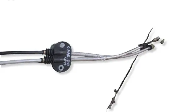 Ford C-MAX I Gear shift cable bracket 