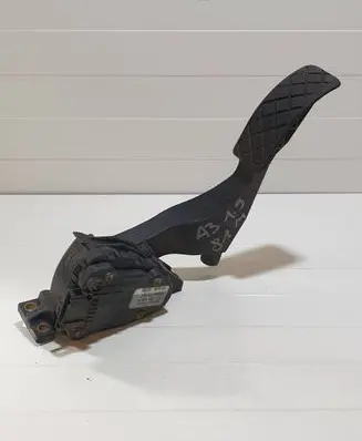 Audi A3 S3 8L Accelerator throttle pedal 1J1721503H 6PV00777001