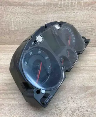 Volkswagen PASSAT B6 Speedometer (instrument cluster) 3C0920871E LHD