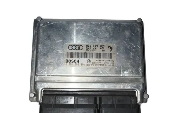 Audi A4 S4 B7 8E 8H Engine control unit/module 8E0907557 0261206051 26SA7577