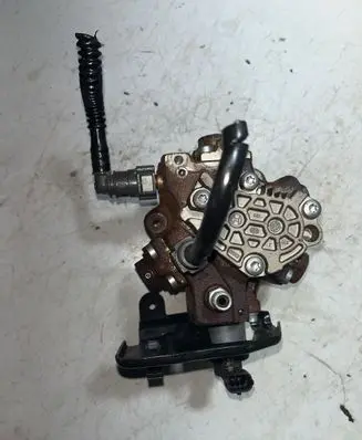 Ford Focus Fuel injection high pressure pump