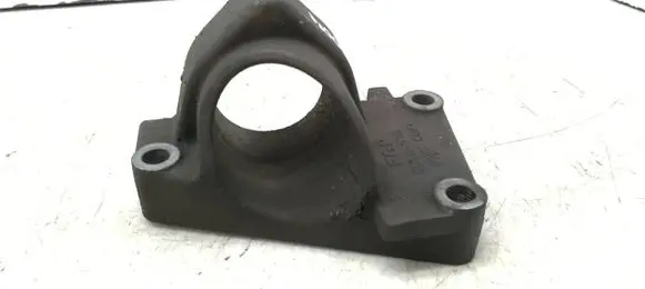 Opel Astra H Driveshaft support bearing bracket 55184510