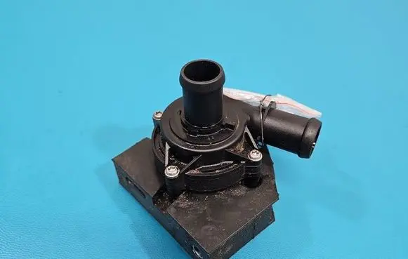 Skoda Kamiq Electric auxiliary coolant/water pump 5Q0965567N IMPRK1555866