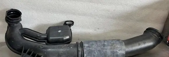 Renault Master IV Intercooler hose/pipe 