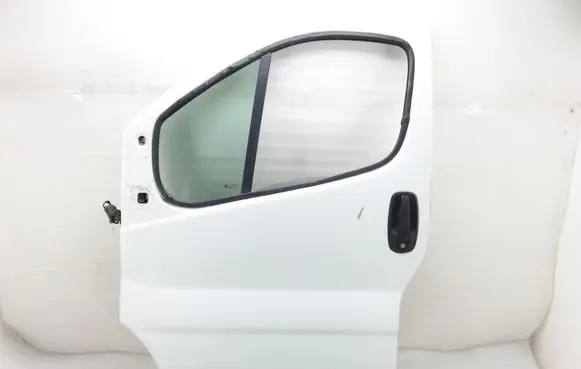 Renault Trafic II (X83) Front door 
