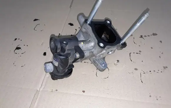 Honda Civic IX EGR valve 0120101040
