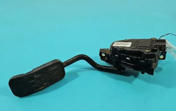 Volkswagen Transporter - Caravelle T4 Accelerator throttle pedal 7D1721603B IMPRK1530598