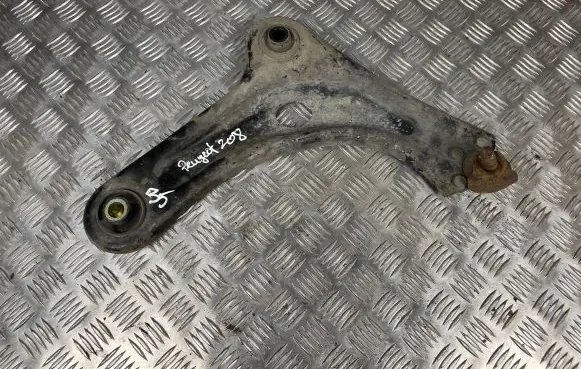 Peugeot 208 Front lower control arm/wishbone