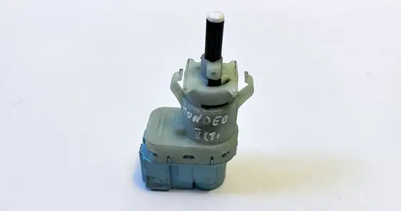 Ford Mondeo MK V Brake pedal sensor switch GL3T9G854BA