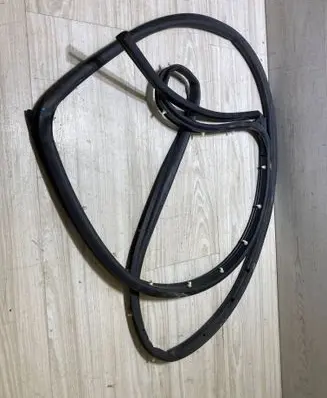 Ford Ecosport Rubber seal rear door dn15-n253a10-ab