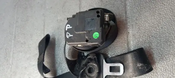 Opel Astra G Front seatbelt