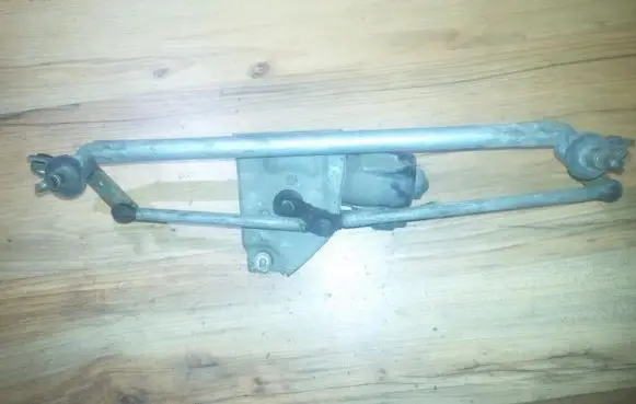 Opel Corsa B Front wiper linkage and motor
