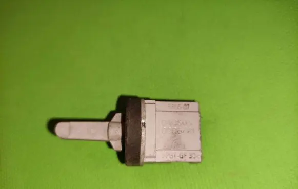 Volkswagen Caddy Interior temperature sensor 1K0907543A