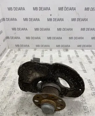 Mercedes-Benz E W212 Front wheel hub