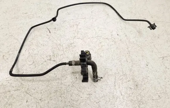 Ford C-MAX II Engine coolant pipe/hose GLR1B