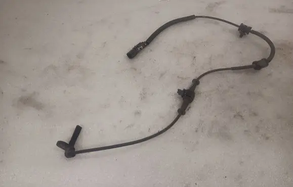 Chevrolet Volt I ABS brake wheel speed sensor 13329258 10071153483