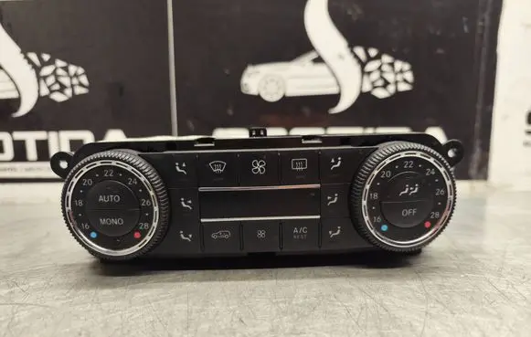 Mercedes-Benz ML W164 Climate control unit A2518209989 5HB96491522 A2518203989
