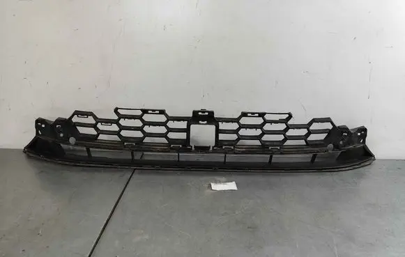 Front bumper lower grill