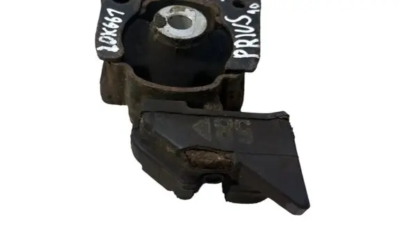 Toyota Prius (XW30) Engine mount bracket 1T077402
