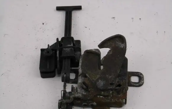 Fiat Stilo Engine bonnet/hood lock/catch 46806404