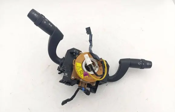 Wiper turn signal indicator stalk/switch