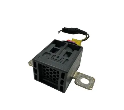 Volkswagen Touareg I Battery relay fuse 4F0915519