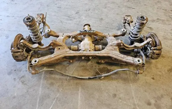 Subaru Legacy Rear axle beam with reductor 