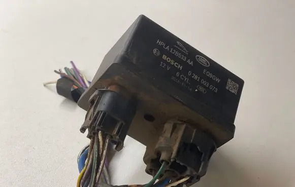 Land Rover Range Rover L405 Glow plug pre-heat relay HPLA12B533AA 20181114 0281003073