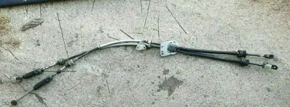 Toyota Avensis T250 Gear shift cable linkage