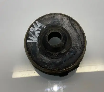 Mercedes-Benz E W211 Rear coil spring rubber mount A2113250184 2113250184