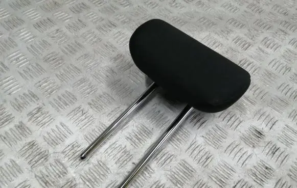 Suzuki Swift III Rear seat headrest 