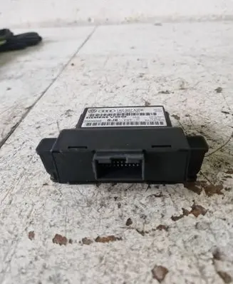 Skoda Octavia Mk2 (1Z) Gateway control module 1K0907530K 5WK50000B 1K0907951