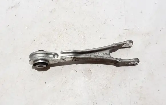 Rear upper control arm/wishbone