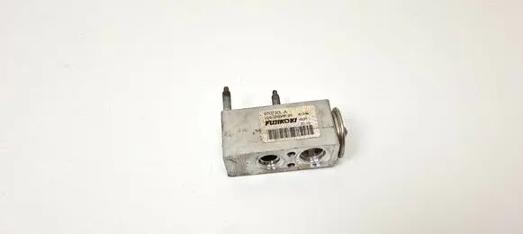 Peugeot 2008 I Air conditioning (A/C) expansion valve 670730LA 6S25 R134A