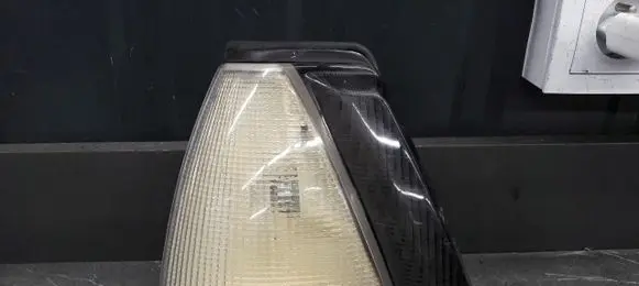 Nissan Micra Front indicator light