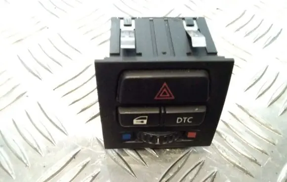 BMW 3 E90 E91 Hazard light switch 6131694565201 694565201