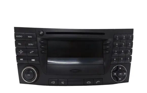 Mercedes-Benz E W211 Radio/CD/DVD/GPS head unit A2118275142 BE7036 41015271