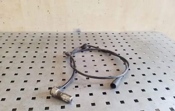 Audi A6 S6 C4 4A ABS rear brake sensor 4A0927807