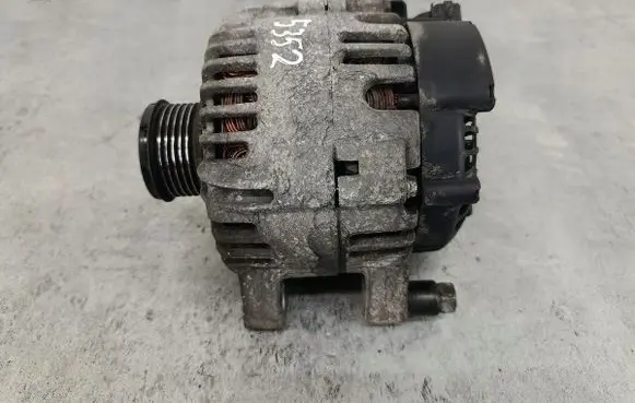 Peugeot 307 Generator/alternator 9646321780