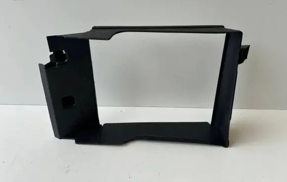 Dacia Duster II Intercooler air channel guide 215586921R