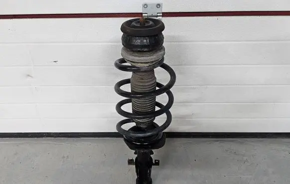 Mercedes-Benz Vito Viano W639 Front shock absorber with coil spring A6393203613 ZGS001 821700002913