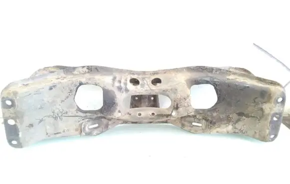 Subaru Forester SF Front axle beam 