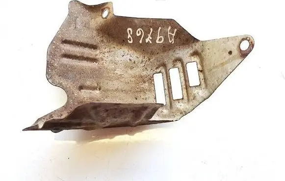 Toyota Avensis T220 Exhaust heat shield 