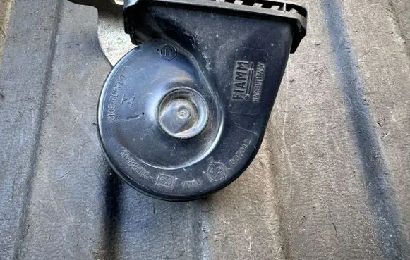 Volvo V60 Horn signal 31349366